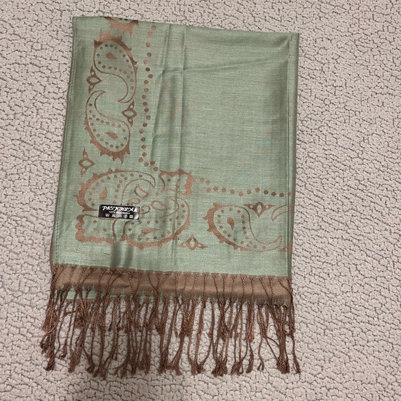 Pashmina scarf like NOW nev just - Picture 4 of 4